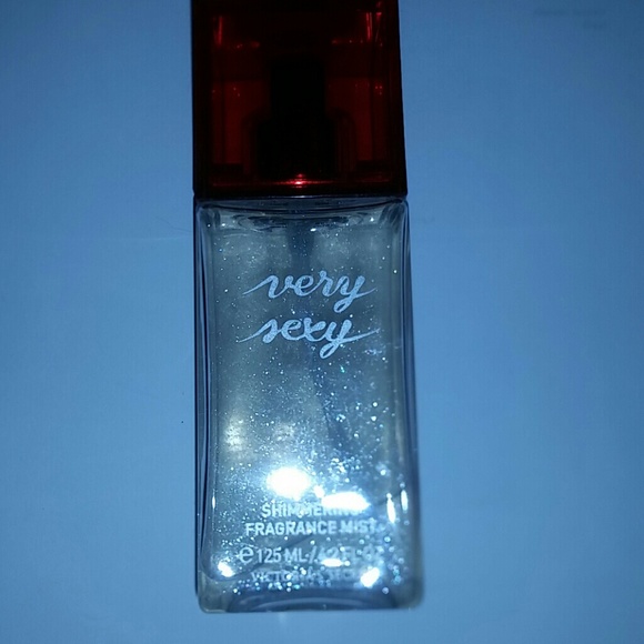 Very Sexy Shimmering Fragrance Mist