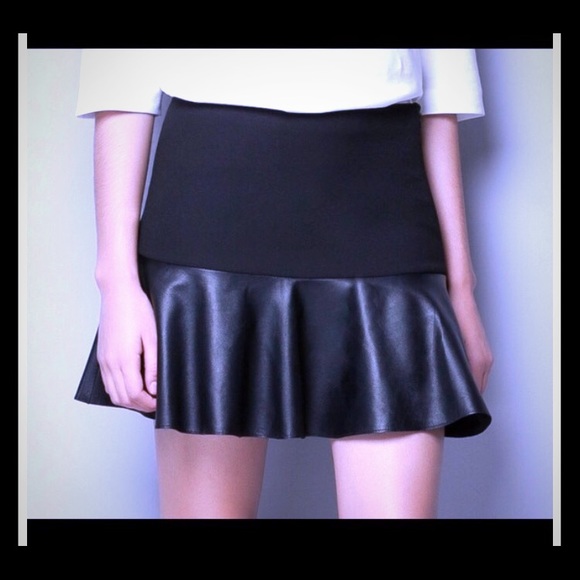 Leather Mini skirt