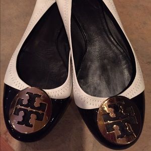 Authentic Tory burch flats size 7 1/2