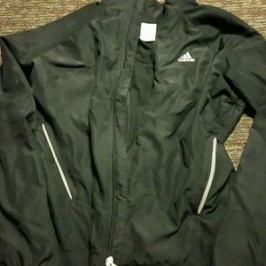 Adidas winderbreaker