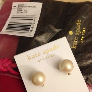 Kate Spade Metropolitan Pearl Studs