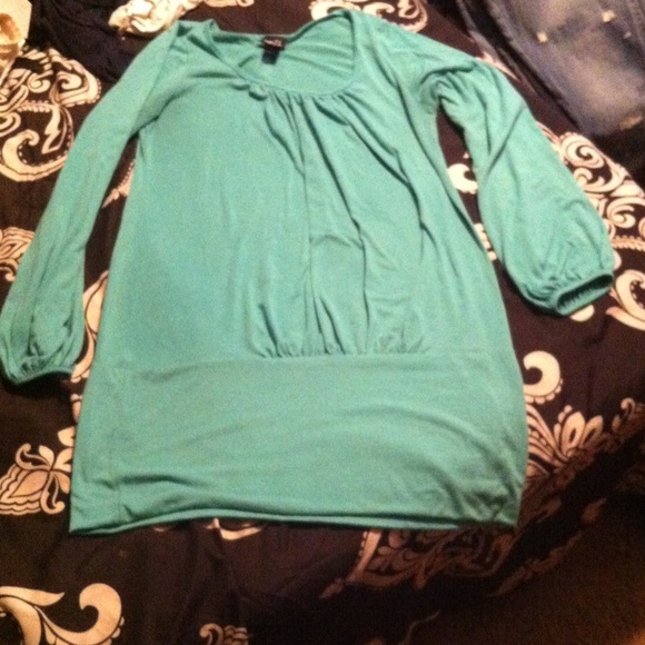 Teal Long-sleeved Dress - Picture 3 of 3