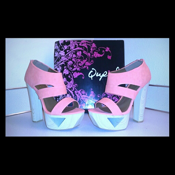 CORAL PLATFORM W/ WOODED HEEL