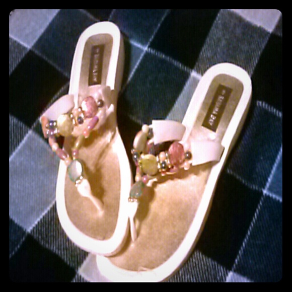 Very cute, beady flip flop for any occasion.