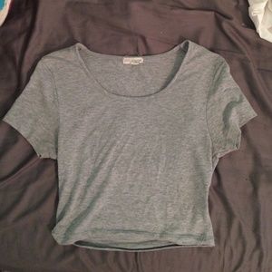 🔴 *brandy look-alike* grey crop top
