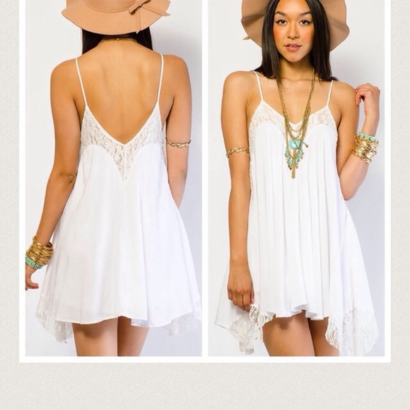 Beautiful spring dress with lace detail - Picture 3 of 3