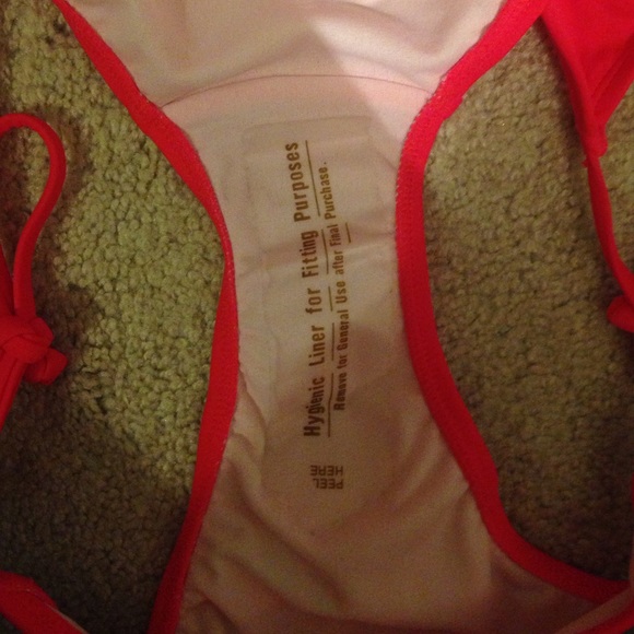 NWT BIKINI - Picture 4 of 4