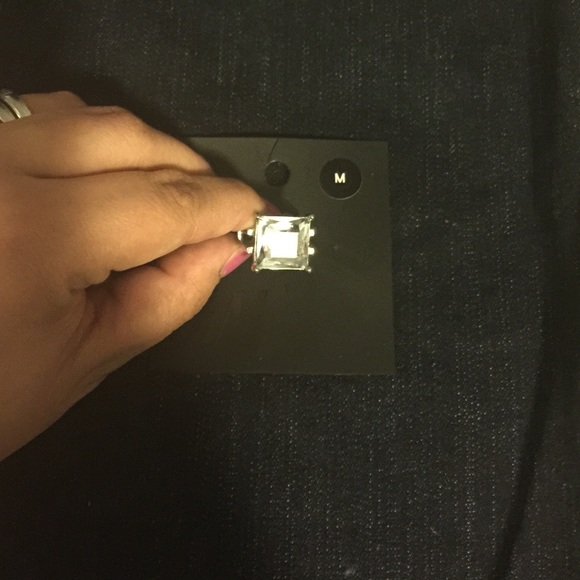 Ring - Picture 2 of 2