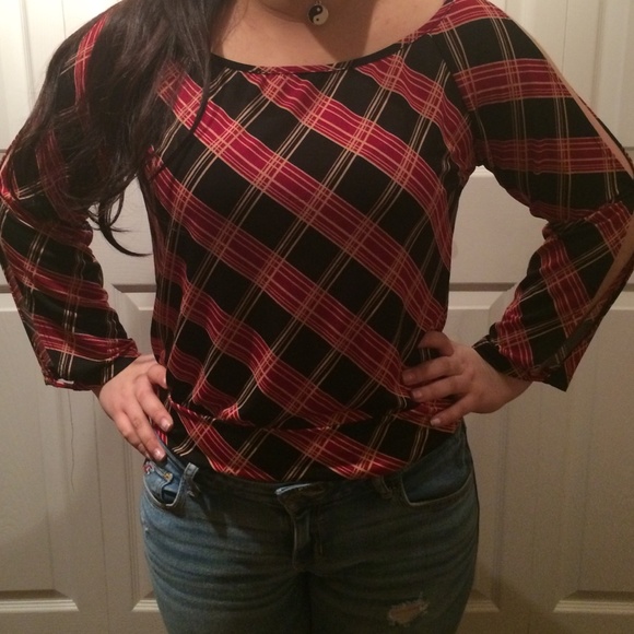 Long sleeve top with cut out sleeves