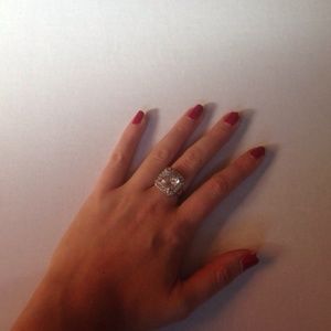 Costume diamond rings set