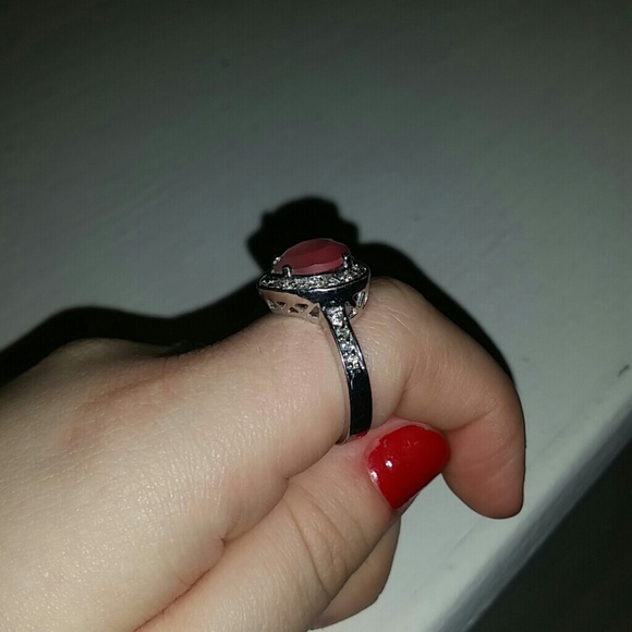 Ring - Picture 2 of 2
