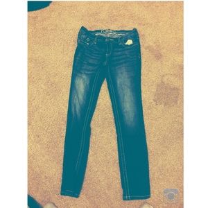 Beautiful tight blue jeans! Great fit(: