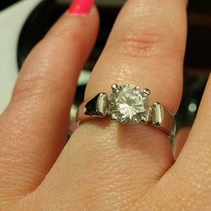 18K white gold plated Dominique solitaire ring