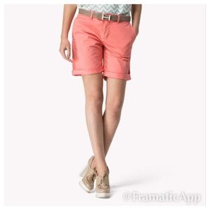 🌺Tommy Hilfiger Bermuda shorts HP 7/5