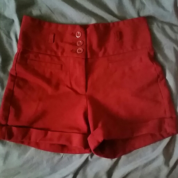 Highwaisted shorts