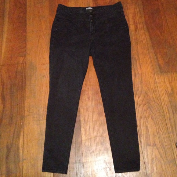 high waisted black skinny jeans