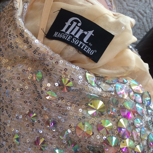 Prom Dress!!! - Picture 2 of 3