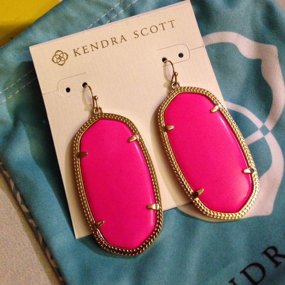 Kendra Scott Hot Pink "Danielle's"