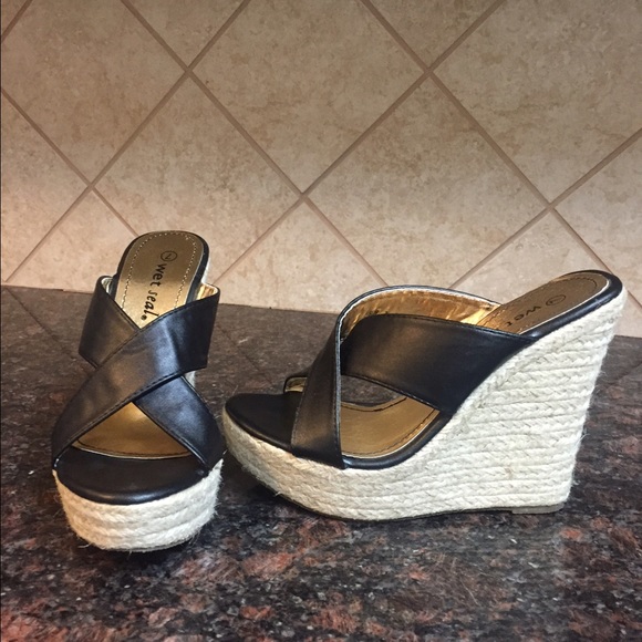 New! Black leather/rope sandal wedges!!!!