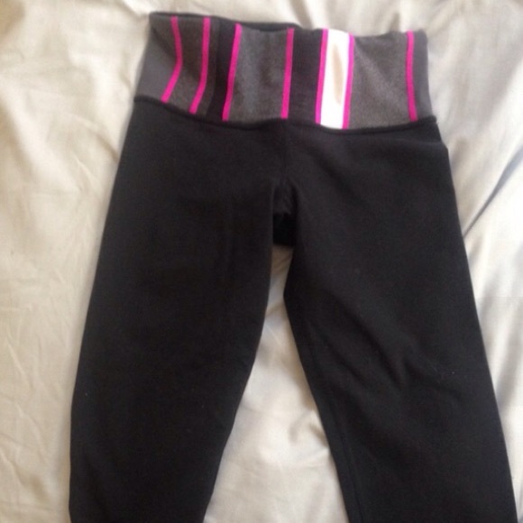 Lululemon Wunder under leggings