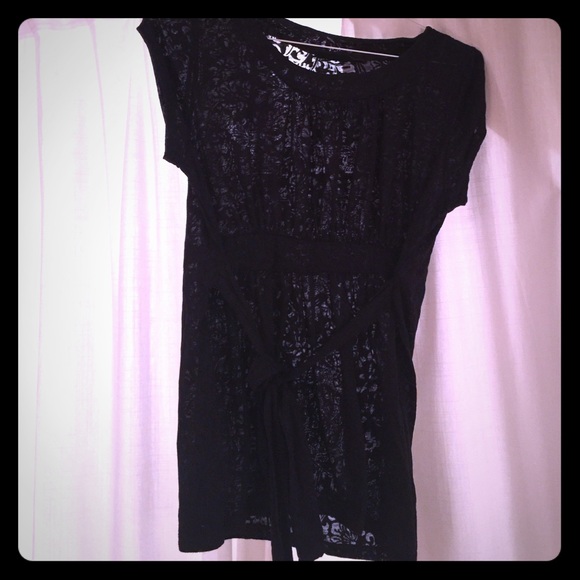 Fun and light black flowy top