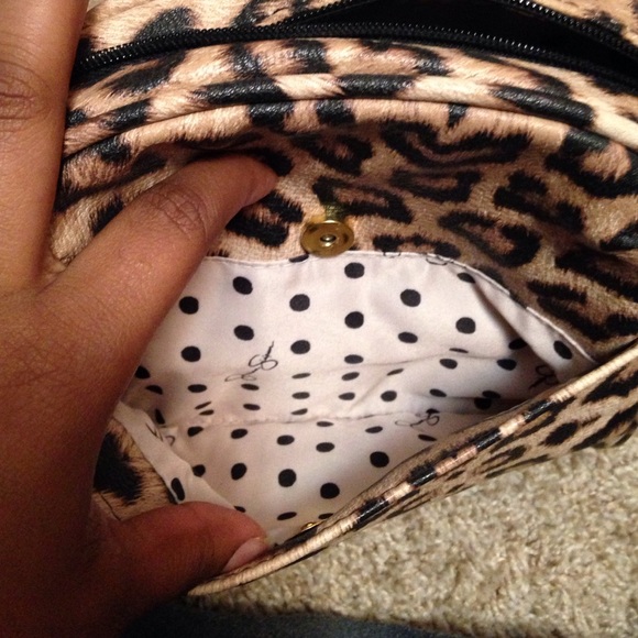 Purse - Picture 4 of 4