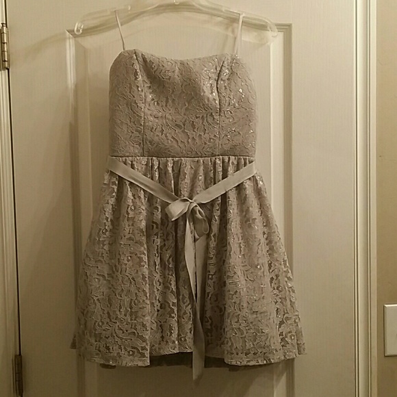 Vera wang princess Strapless dress