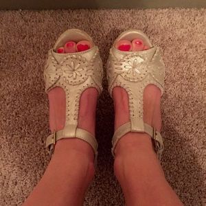 Jack Rogers Wedges Size 8