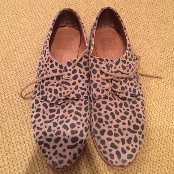 Dolce Vita cheetah print shoe