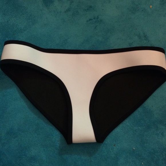 Triangl Chloe Indiana ice bikini bottoms ONLY