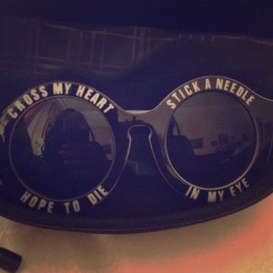 Cross My Heart Sunnies
