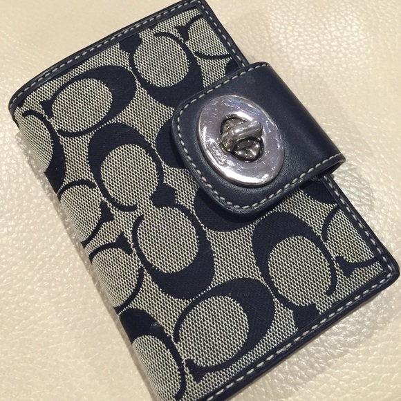 Authentic COACH wallet black