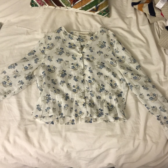 Flowery spring top