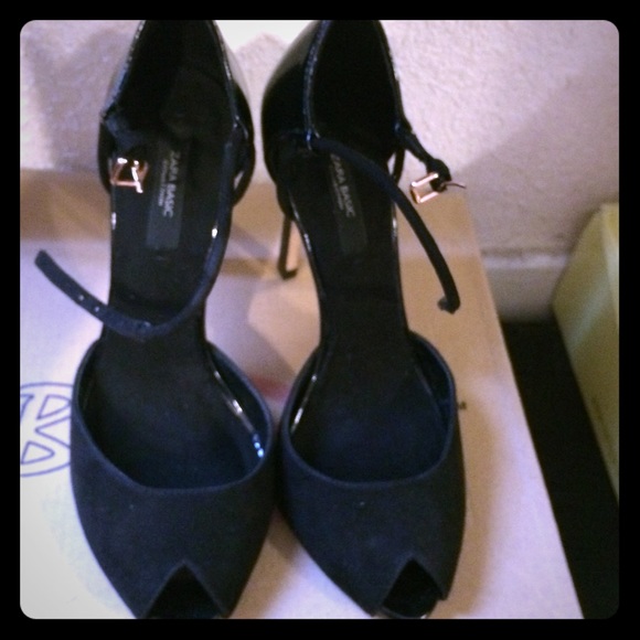 Zara Basic Collection Heels 37