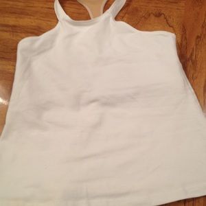 Lululemon tank.