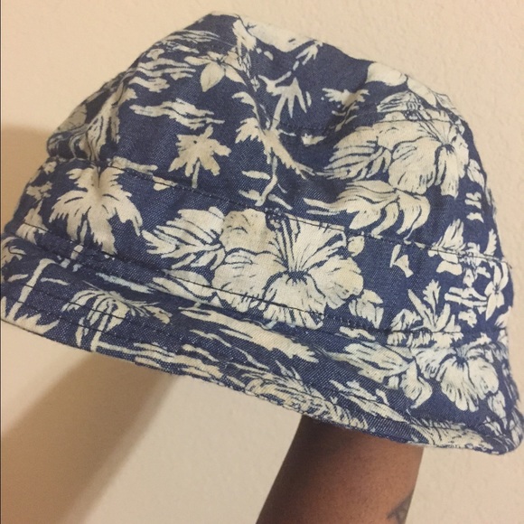 Bucket Hat - Picture 2 of 3