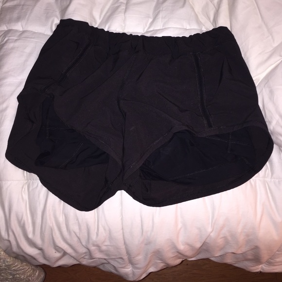 Lulu lemon windbreaker shorts & Ecote blouse