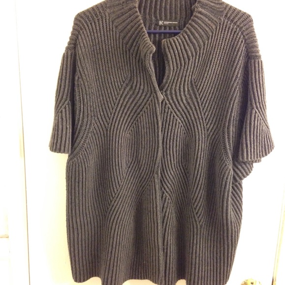 Comfy Grey Short Sleeve Sweater