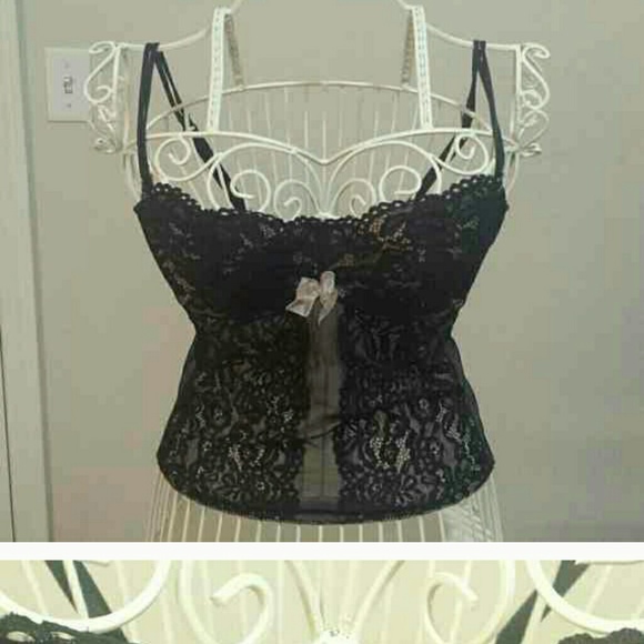 Btempted bustier