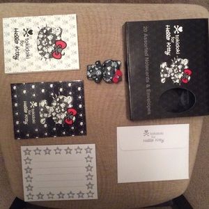 Tokidoki for Hello Kitty stationary w/ figurine