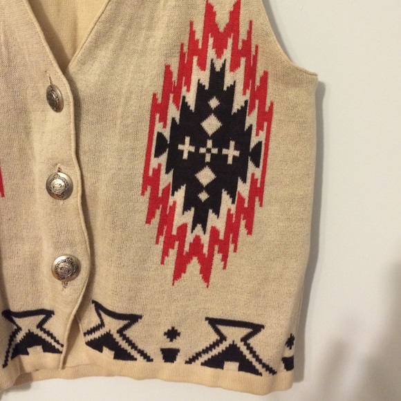 Western Printed Button Down Sleeveless Vest - Picture 2 of 3