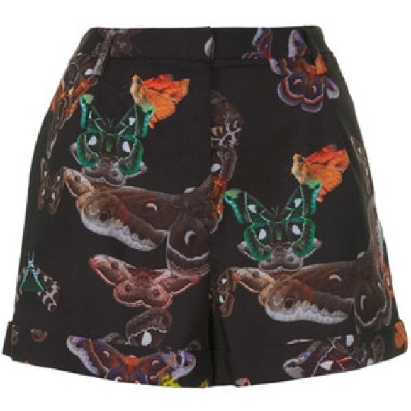TOPSHOP Flutter Moth Print Shorts