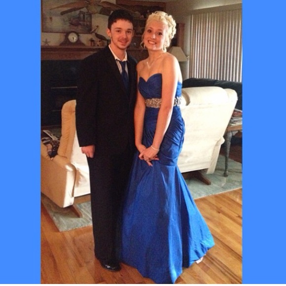 Sapphire Strapless Prom Dress