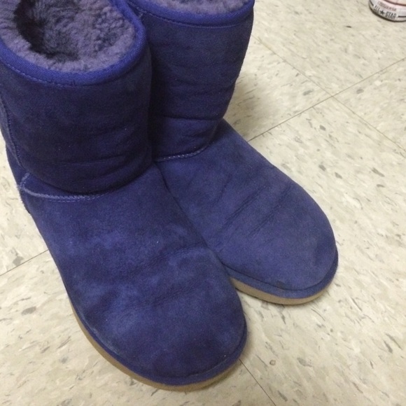 Authentic periwinkle uggs