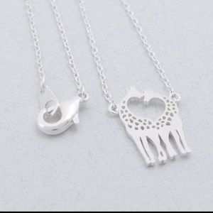 ✅It's Here!✅Silver Giraffe Heart Necklace