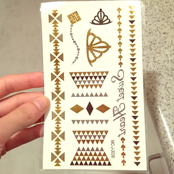 Metallic temporary tattoos