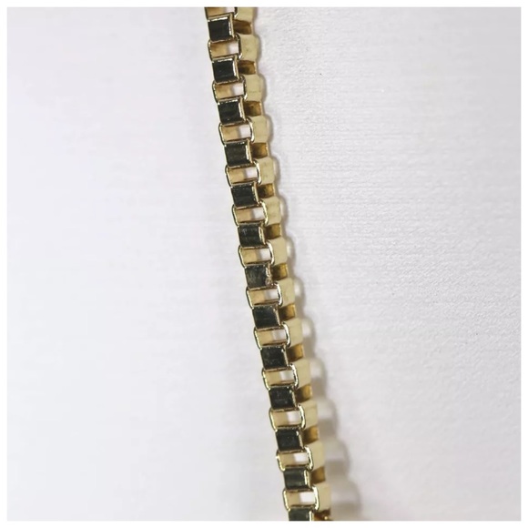 Metal Circle Link Necklace - Picture 5 of 5