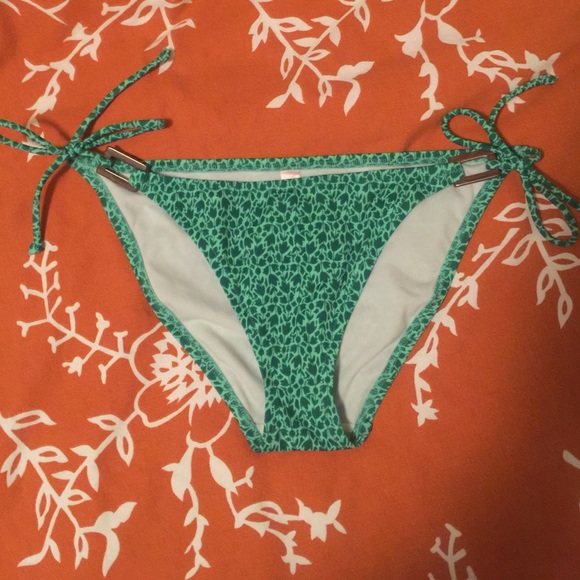 Victorias Secret swim bottoms