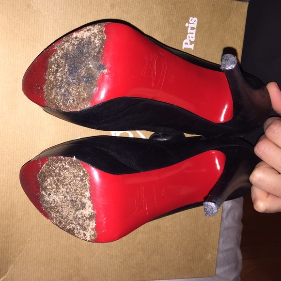 authentic louboutin peep toe booties SOLD - Picture 2 of 4