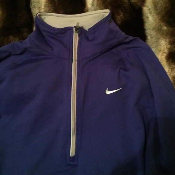 Nike dri fit pullover - never been worn. - Picture 2 of 3